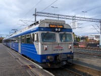 Mit dem Arktiszug fahren wir ca. 40km östlich bis an die schwedische Grenze