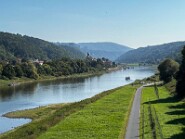 4C38C275-37DA-4FF9-8828-531EFA6AA3C2-16813-0000103118597866-8 Bad Schandau von der Elbbrücke (da gibt es nicht so viel davon, meist fahren kleine Fähren über den Fluss, für Fußgänger und Radler)