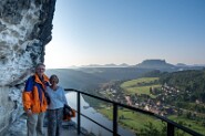 DSCF6965-10 Blick auf Elbe und Rathen