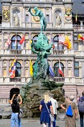 DSCF2388-18