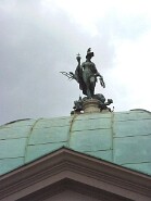 Figur auf Hofgartenkapelle-2