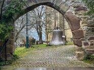 Hinweis zum Glockenmuseum in der Stiftskirche