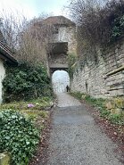 Weg zum Schloßberg Weg zum Schlossberg