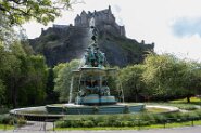 Edingburgh-14-6 Edingburgh Castle und Ross Fountain